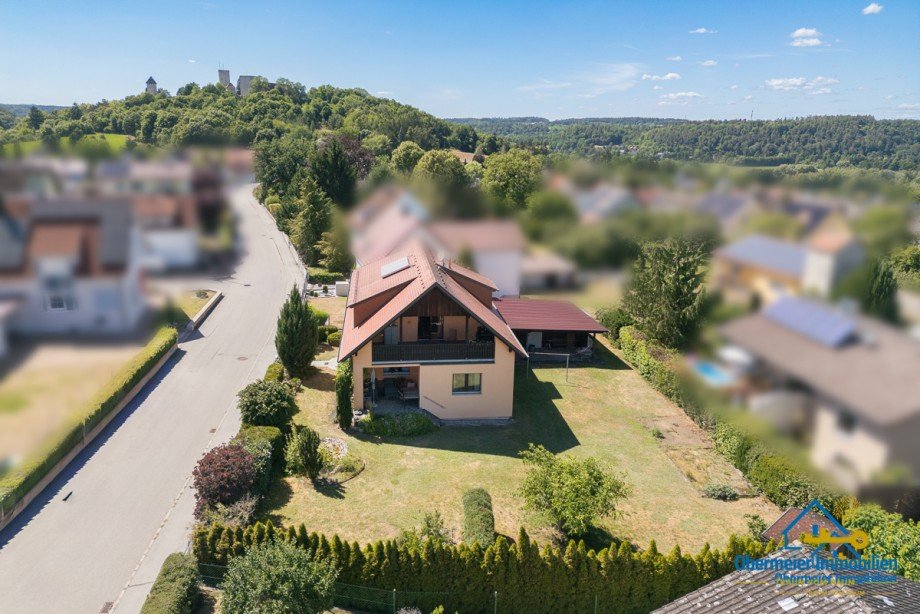 xAu�enansicht Zweifamilienhaus Burglengenfeld