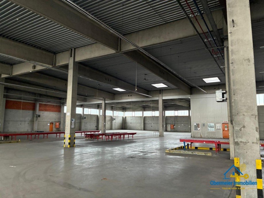  Halle / Lager / Produktion Straubing
