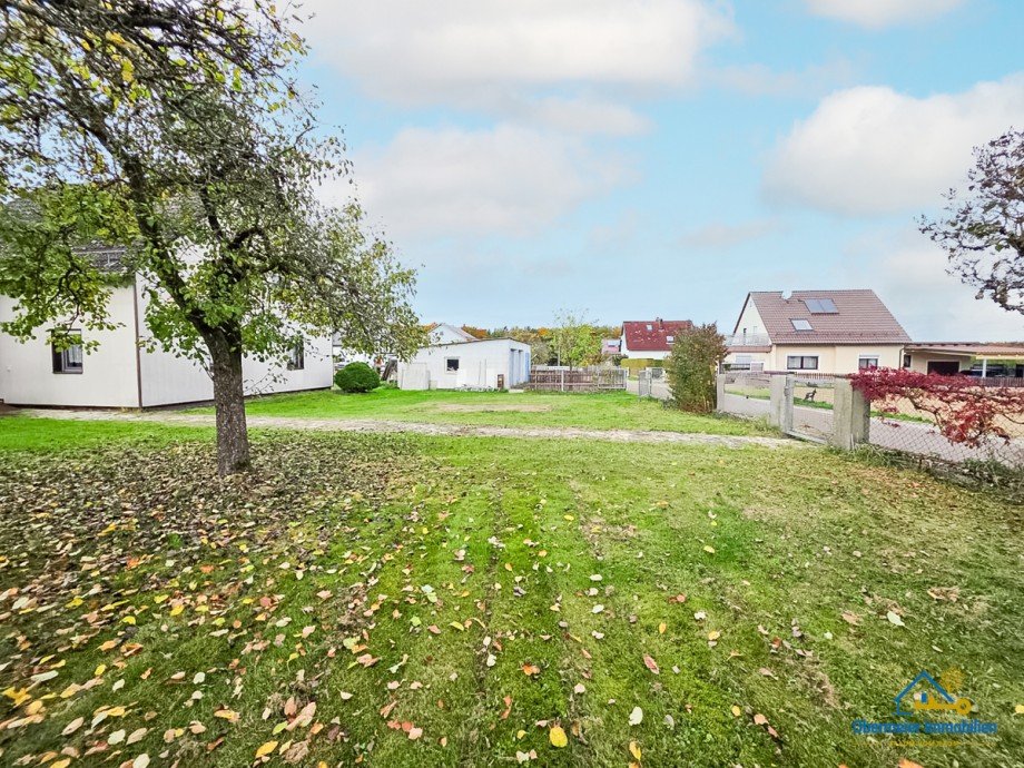 Gartenansicht Einfamilienhaus Ihrlerstein