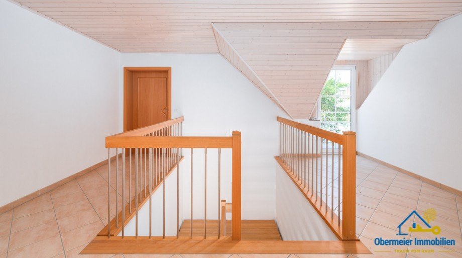 Diele DG Einfamilienhaus Bernhardswald / K�rn