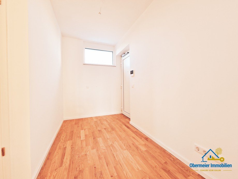 Eingangsbereich/Garderobe/Flur Etagenwohnung Regensburg