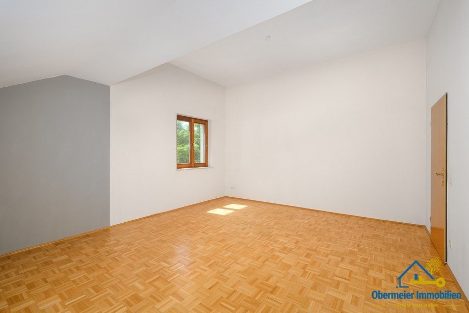 Wohnen/Essen Dachgeschosswohnung Regensburg
